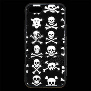 Coque iPhone 7 Premium Crâne en folie sur fond noir