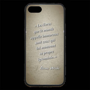 Coque iPhone 7 Premium Les livres Sepia Citation Oscar Wilde