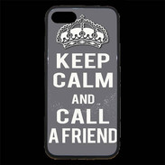 Coque iPhone 7 Premium Keep Calm Call friend Gris