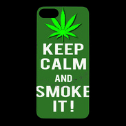 Coque iPhone 7 Premium Keep Calm Smoke it Kaki