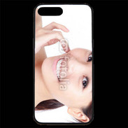 Coque iPhone 7 Plus Premium Femme asiatique glamour et souriante