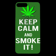Coque iPhone 7 Plus Premium Keep Calm Smoke it Kaki
