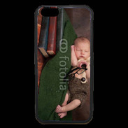 Coque iPhone 6 Premium Bébé dormant sur des livres