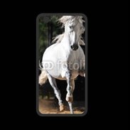 Coque  Iphone 8 PREMIUM Cheval blanc 110