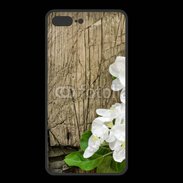 Coque  Iphone 8 Plus PREMIUM Fleurs sur fond en bois