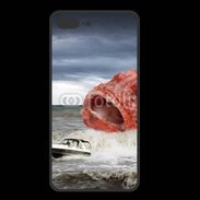 Coque  Iphone 8 Plus PREMIUM Enorme poisson chassant bateau de pêcheurs