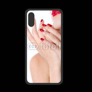 Coque  Iphone XS PREMIUM Sexy et glamour bouche rouge à lèvre et vernis à ongles rouges