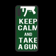 Coque  Iphone XS PREMIUM Keep Calm Take a gun Vert
