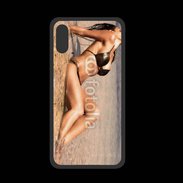 Coque  Iphone X PREMIUM Femme brune en bikini à la plage