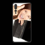 Coque  Huawei P20 Pro PREMIUM Femme souriante ordinateur